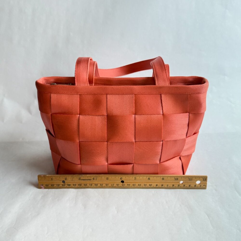 Harveys Peach Original Seatbelt Bag Medium Size with Zipper Closure - Picture 2 of 11